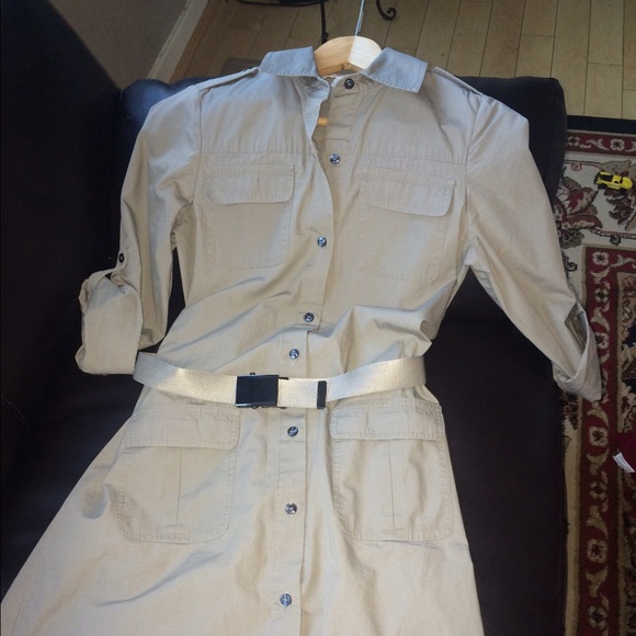 Kenneth Cole Safari Dress with belt