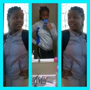 Meet your Posher, Desy