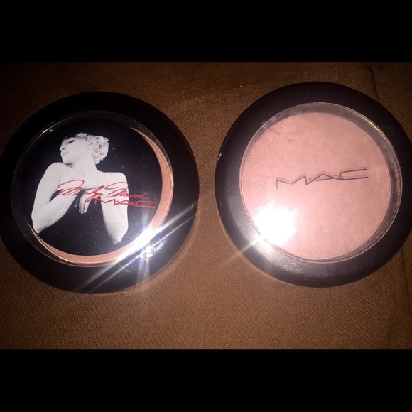 MAC blush bundle