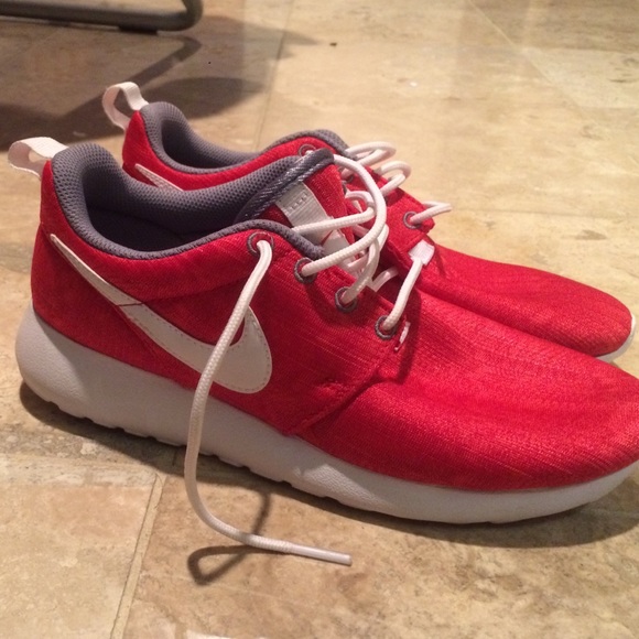 Kids Nike Roshes