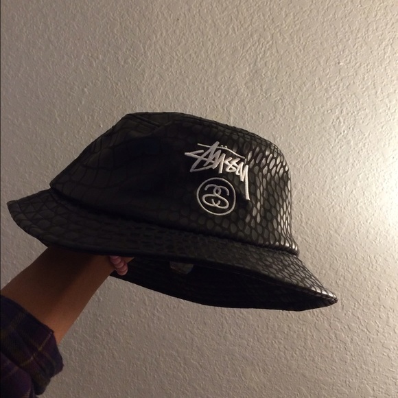 Stussy Bucket hat
