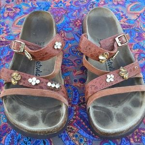 Birkenstock jewled RARE 39 L8