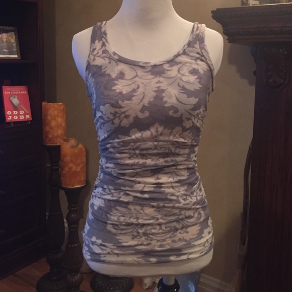 Grey & cream colored gauzy top Fleur de lis design