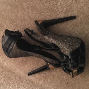 Jessica Simpson heels👠