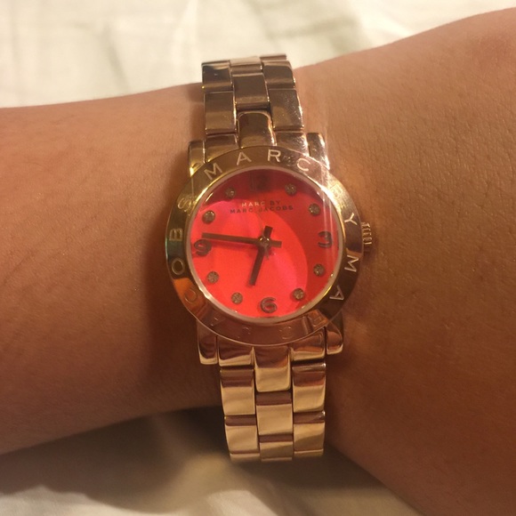 Marc Jacobs Watch - Picture 2 of 3