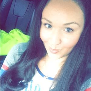 Meet your Posher, Linda