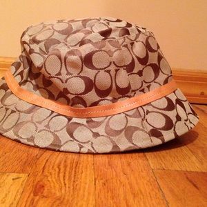 Coach Logo Bucket Hat