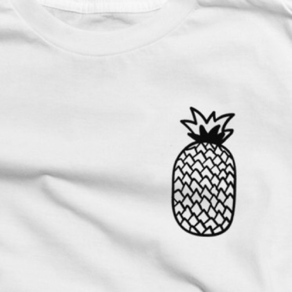 Pineapple Tshirt in White - S, M, L - Picture 3 of 4