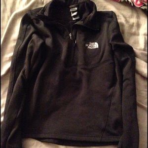 North Face pull over