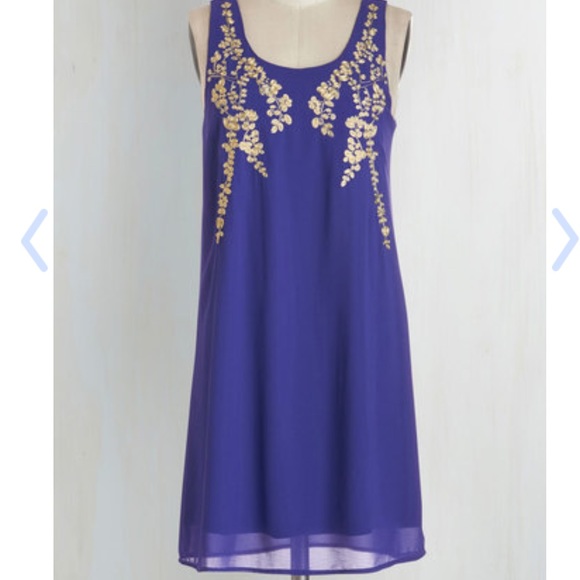 Dresses & Skirts - Exquisite indigo and gold dress