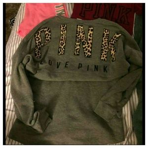 Vs crew sweater sz.xs