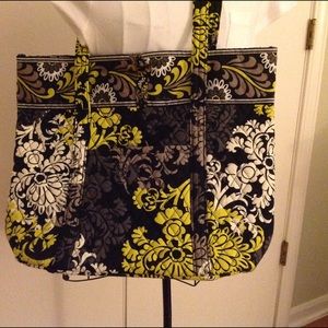 Vera Bradley large tote - NWOT!!