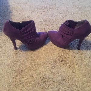 Guess purple Bootie Heels