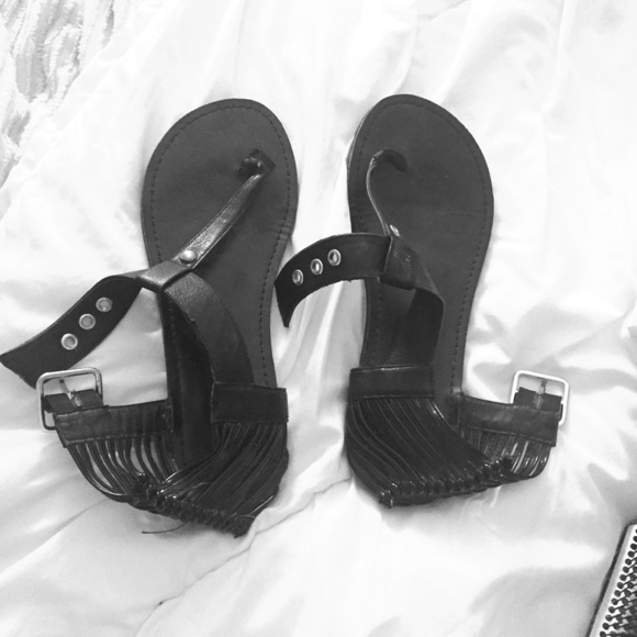 Black Steve Madden sandals