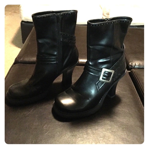 Casual Boots