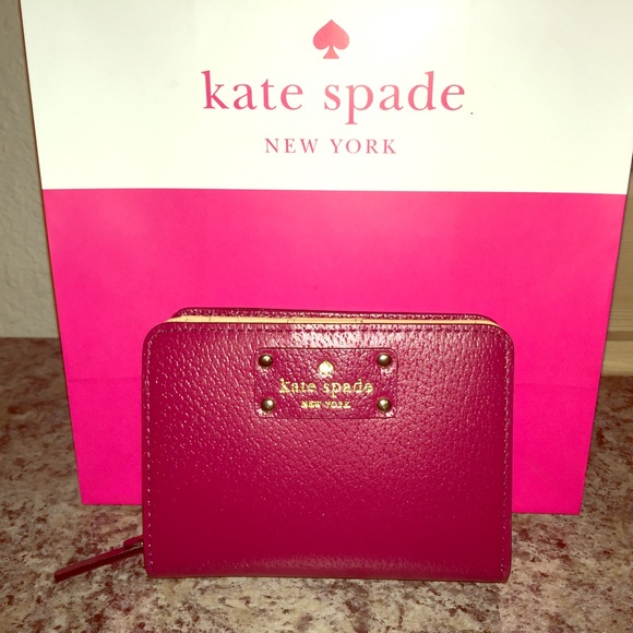 kate spade Handbags - SALE ♠️ Kate Spade "Cara" Posh Red Wallet
