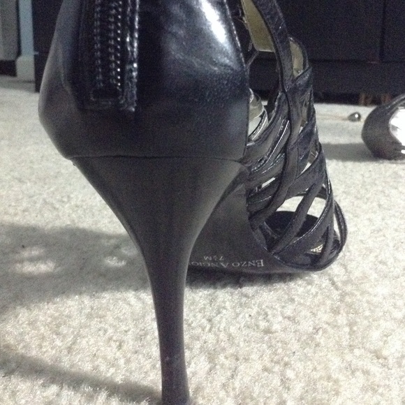 Caged heels - Picture 3 of 3
