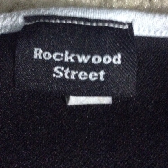 Wrap crop top - Picture 2 of 3