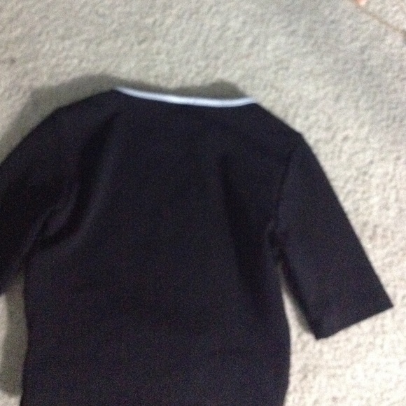 Wrap crop top - Picture 3 of 3