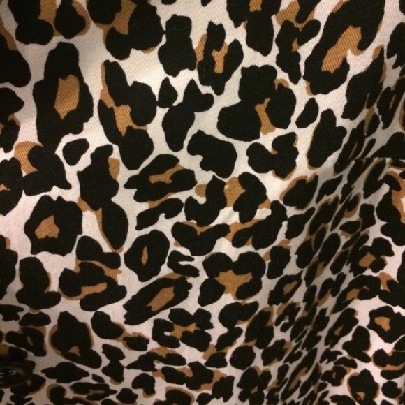 Leopard jacket ! - Picture 3 of 3