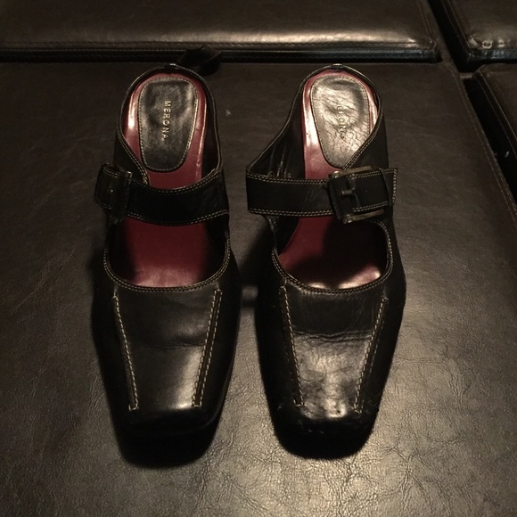 Shoes... - Picture 2 of 2