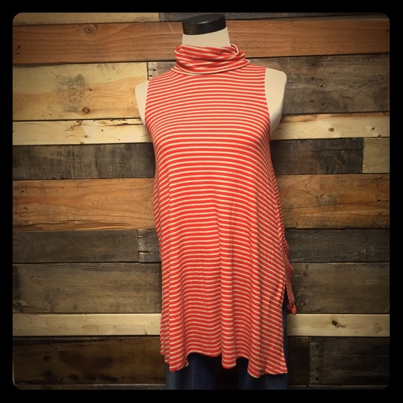 🆕 Anthropologie cowl neck tunic