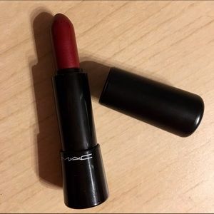 MAC Mineralize Rich Lipstick in All Out Gorgeous