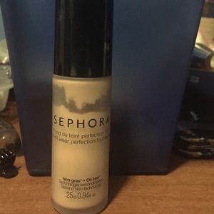 Sephora 10 Hour Wear Perfection Foundation