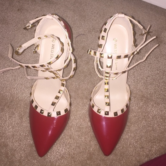 NWOT Valentino styled red heels