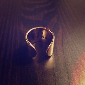 Gold Luv AJ ring