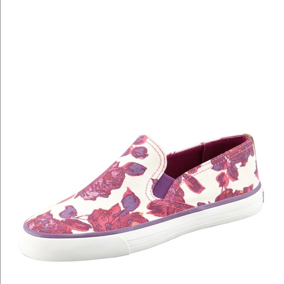 Tory Burch Shoes - 🎉HP*🎉NWT Tory floral flat tennis shoes size 11