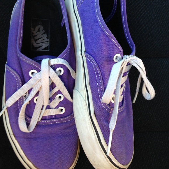 Purple vans - Picture 2 of 4