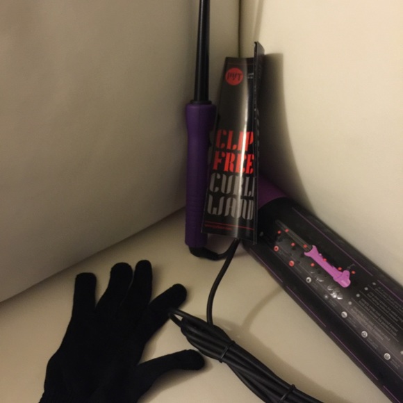 Clip free curling wand