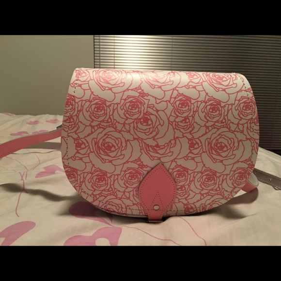 Zatchel Pastel Pink English Rose Saddle Bag