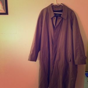 Ralph Lauren trench size (48r)