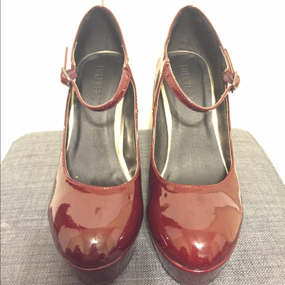 Beautiful shoes from forever 21