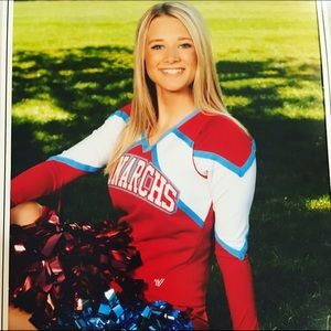 Meet your Posher, Kisa