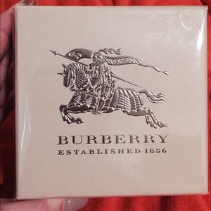 🚫GONE🚫 gifted! Genuine Burberry Candle