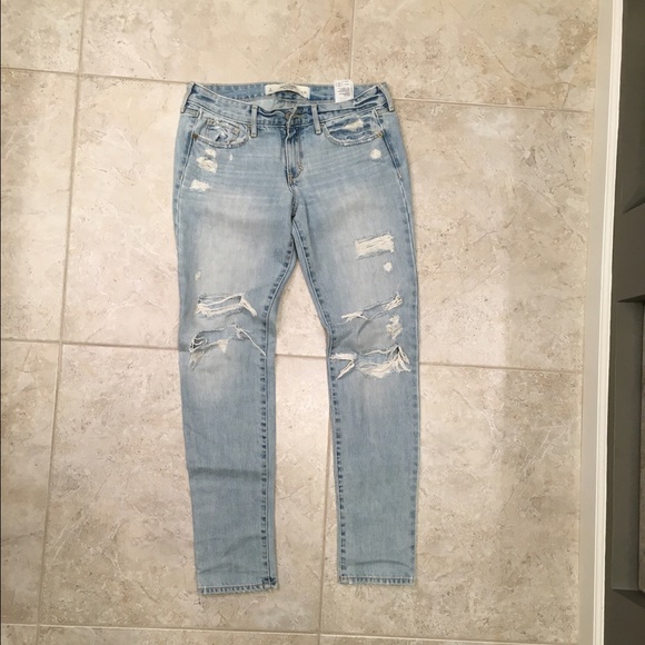 Abercrombie and Fitch jeans size 2 waist 26"
