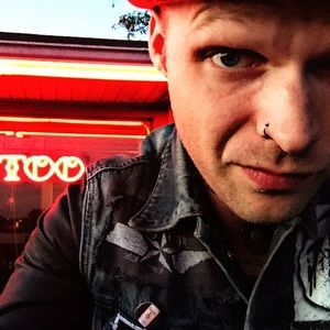 Meet your Posher, Zachary