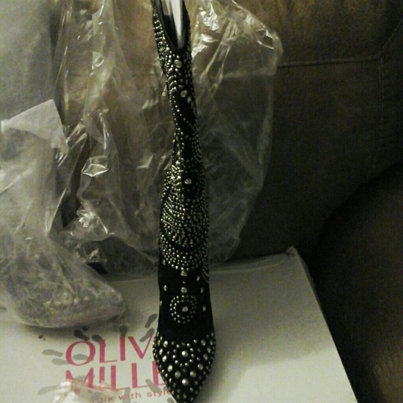 Sexy Boots! - Picture 3 of 4