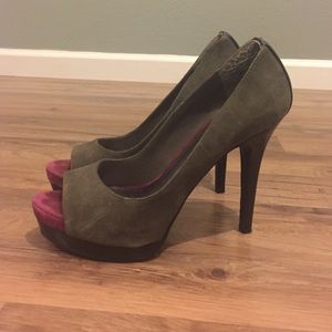 Jessica Simpson Grey / Pink Heels LIKE NEW