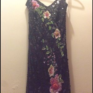 Cache black sequined thin spaghetti strap gown