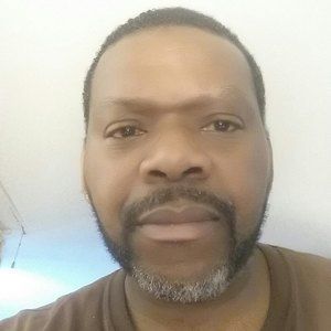 Meet your Posher, Harris