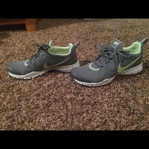 Women's Nike IN-SEASON TR 2