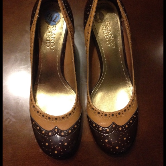 Franco Sarto two tone chocolate round toe pumps