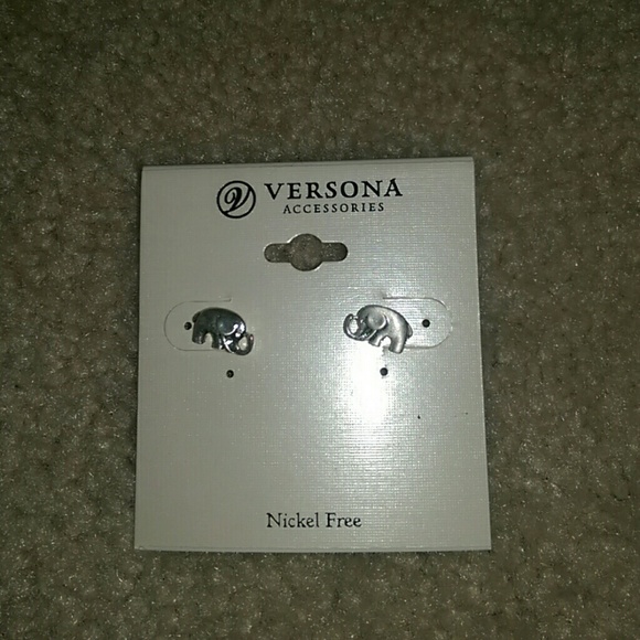 Versona silver elephant earrings