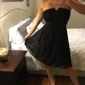 LBD-White house black market