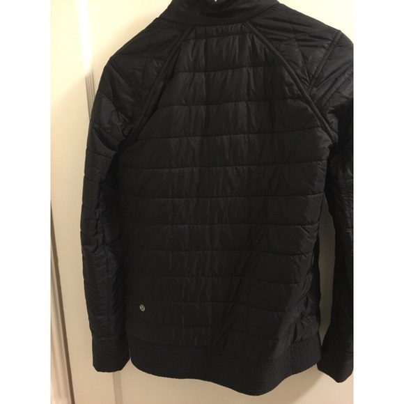Slim lightweight bomber style puffer - Picture 3 of 4
