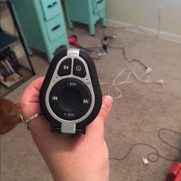 Bluetooth speaker - Picture 2 of 3